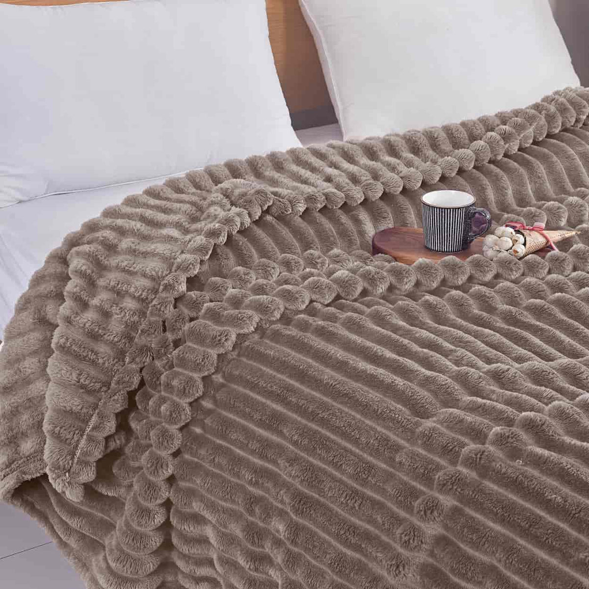 Κουβέρτα Extra Soft Ribbed Blanket με Ανάγλυφες Ρίγες - Καφέ